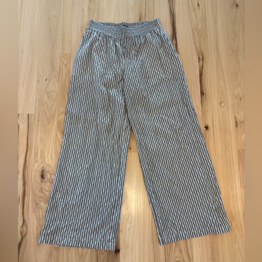 Express Wide Leg Pant Pinstripe Pattern Casual Lightweight Sz Small - Picture 4 of 10